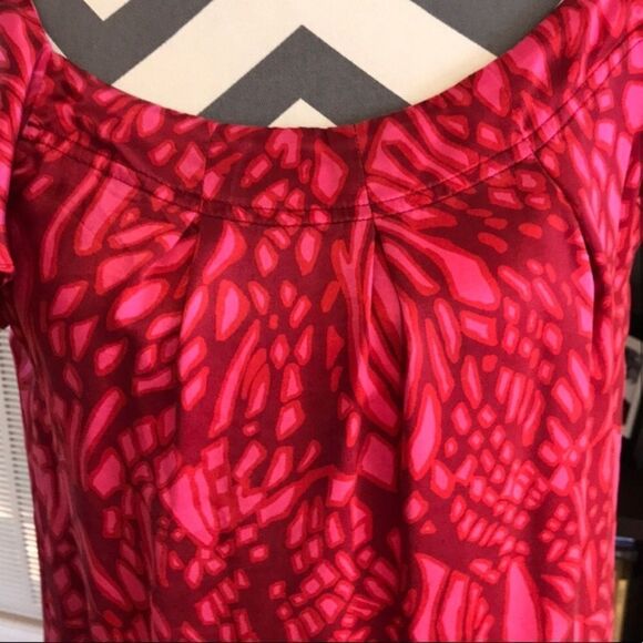 Banana Republic Silk Top Size XS Red & Pink - Picture 4 of 8